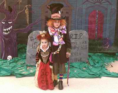 Wonderland Red Queen and Mad Hatter Halloween Costume